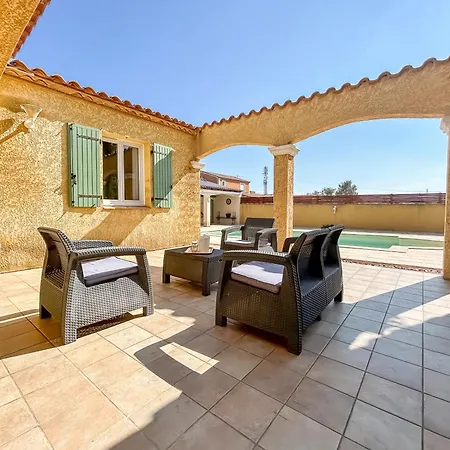Villa Avec Piscine Proche Nimes Redessan