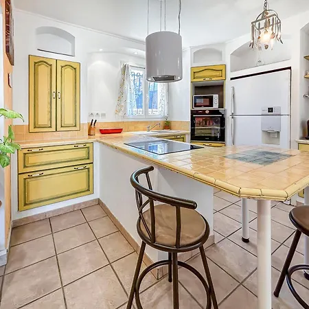 La Provencale - Avec Piscine Proche Nimes *